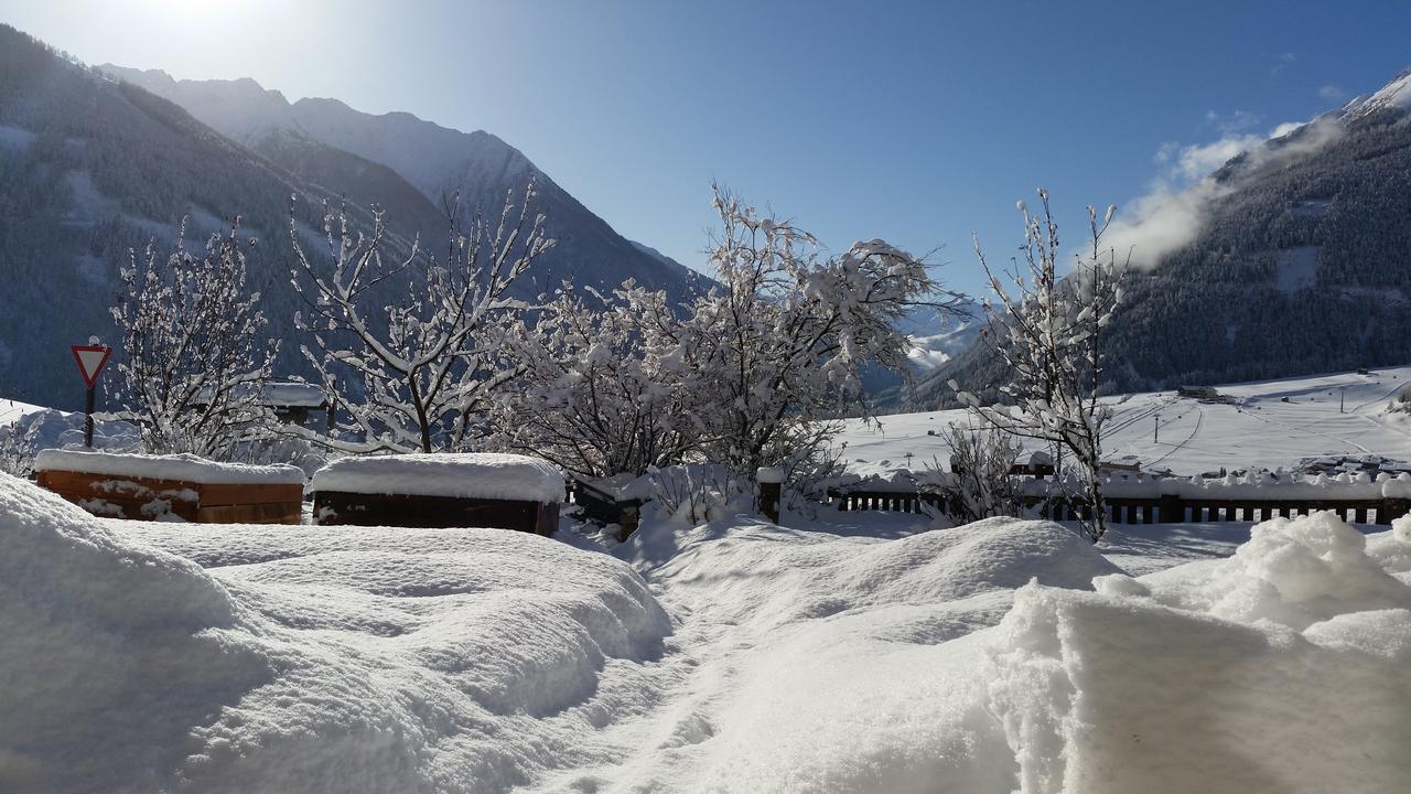 Haus Ursula Appartement Kals-am Großglockner Buitenkant foto